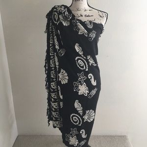 Black and White Pareo with Black Fringe